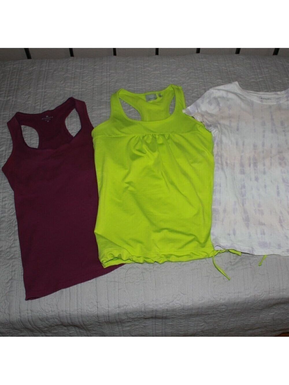 Athleta Size Med shirt lot